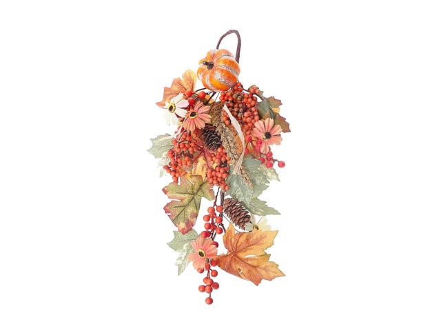 PUMPKIN AND BERRY DOOR HANGER