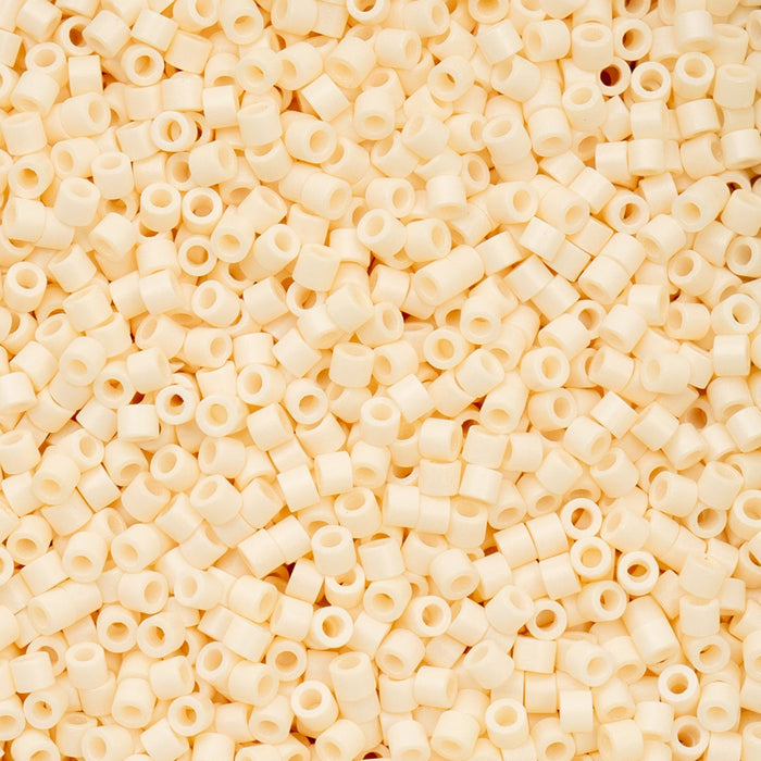 Close-up of beige CYLIN beads