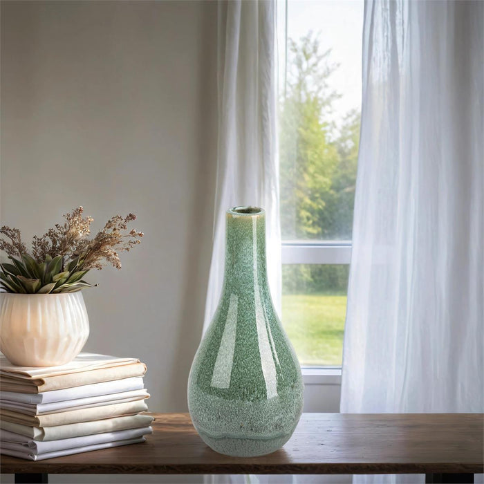 DIPPED GLAZE CERAMIC VASE
