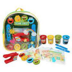 SESAME STREET PLAYDOH BACKPACK SET